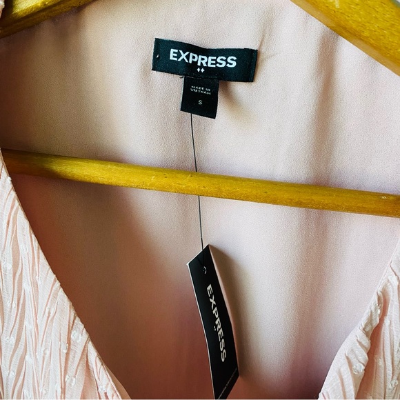 NEW Express Pink Blouse Small - Picture 3 of 5
